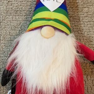 Rainbow 🌈 Rae Dunn love gnome